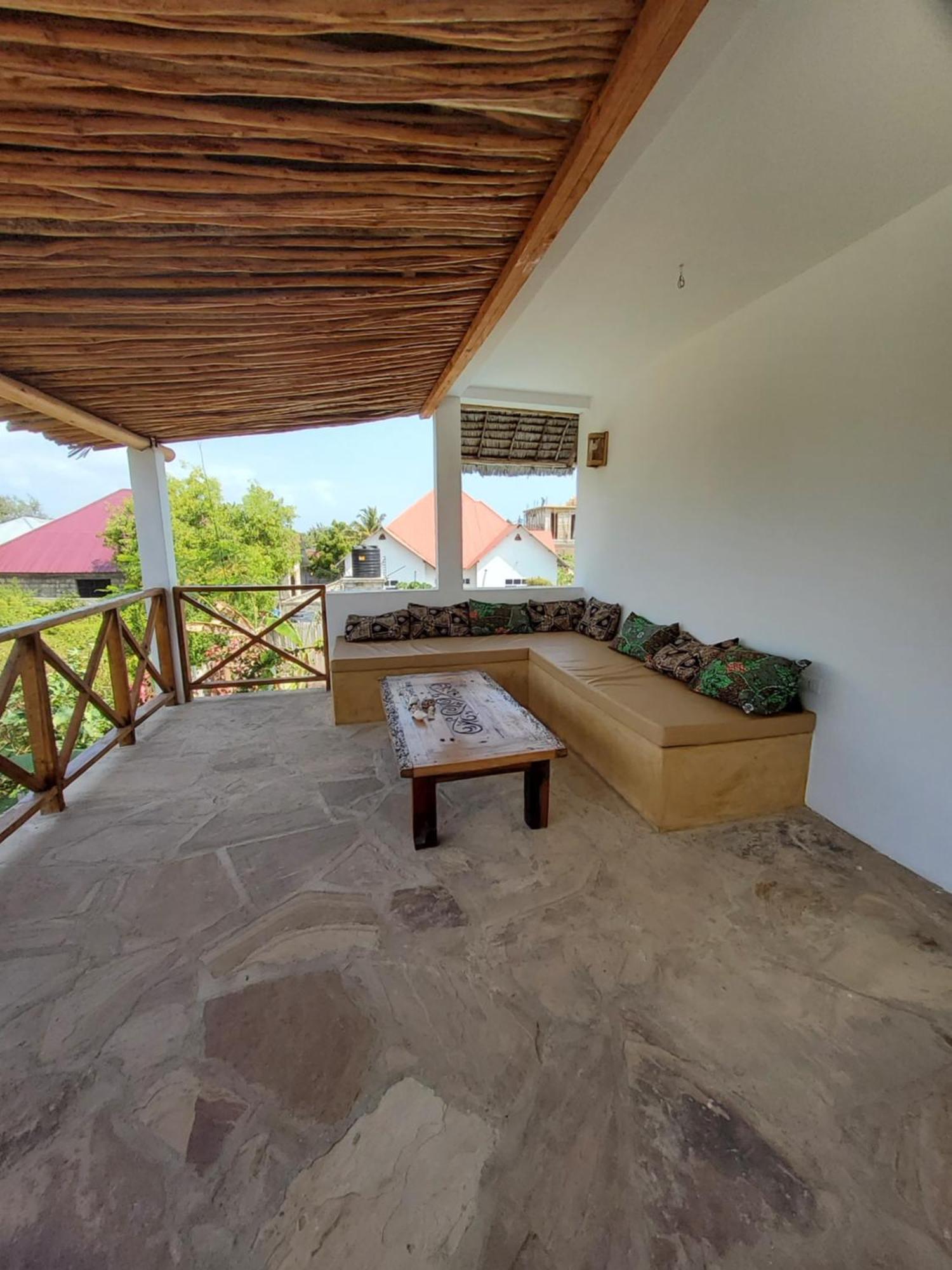 Iaia Apartment *